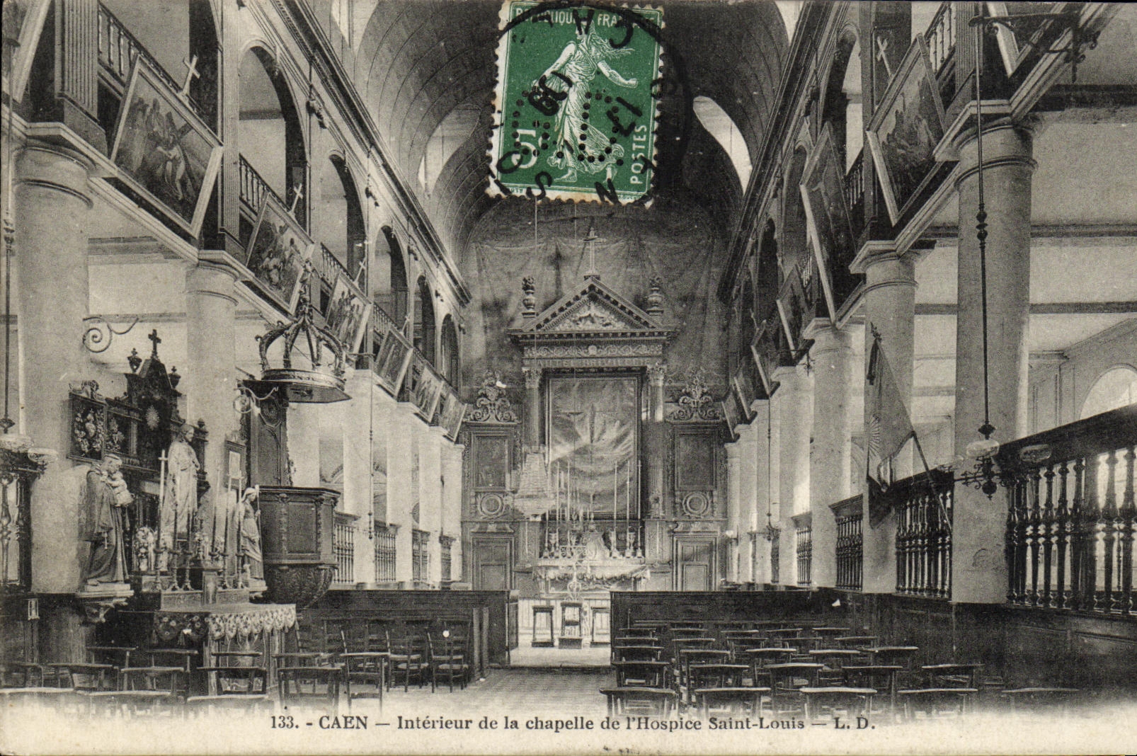 CPA Caen Interieur de la chapelle de l Hospice Saint Louis