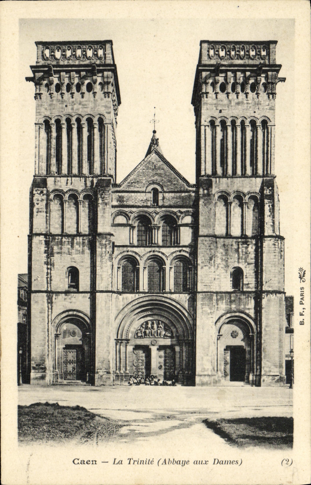 CPA Caen La Trinite Abbaye aux Dames