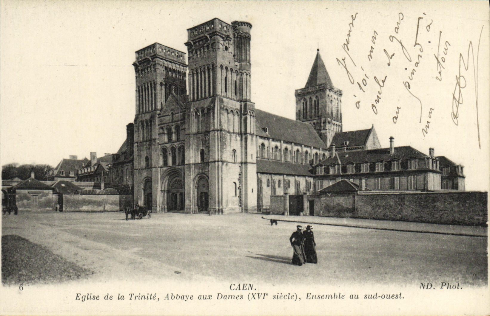 CPA Caen Eglise de la Trinite Abbaye aux Dames Ensemble au sud ouest