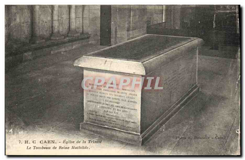 Tombeau de Reine Mathilde — Église de la Trinité — Photo R. Delassalle - Caen