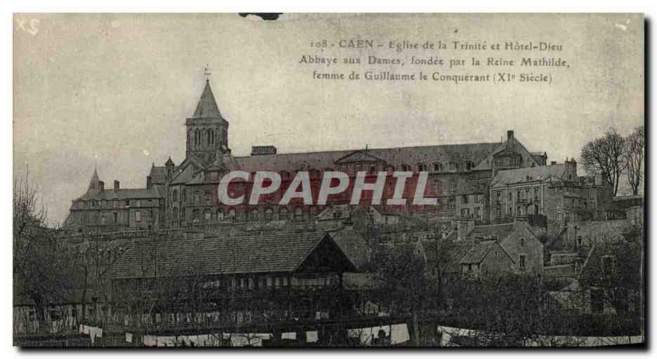 CPA Caen Eglise de la Trinite et Hotel Dieu Abbaye aux Dames 
