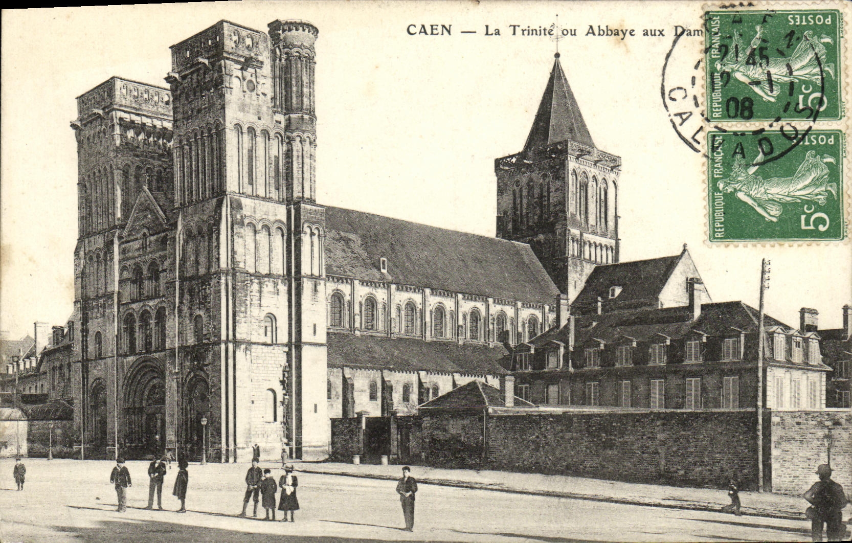 CPA Caen La Trinite ou Abbaye aux Dames