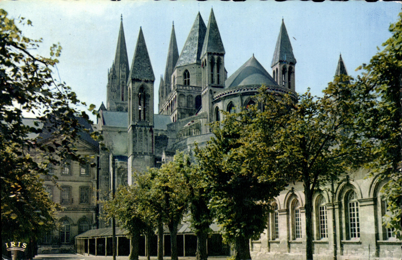 Abbaye aux Hommes — Abbaye Saint-Étienne (XIIe s.) — IRIS