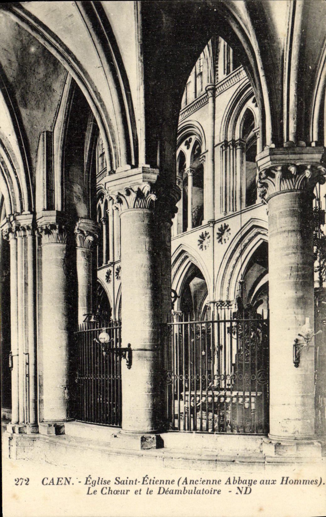 CPA Caen Eglise Saint Etienne Ancienne abbaye aux hommes le choeur et le deambulatoire