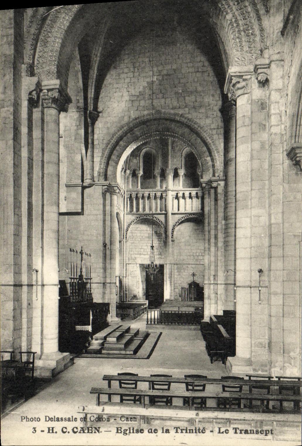 CPA Caen Eglise de la Trinite Le transept
