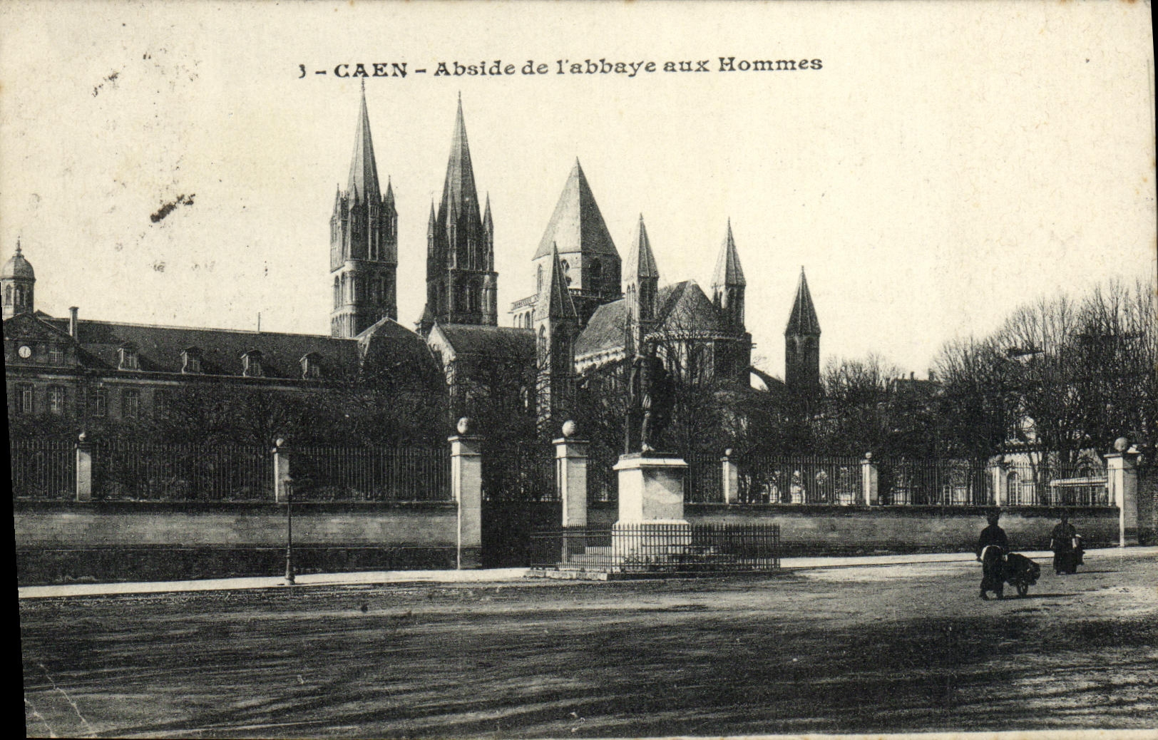 CPA Caen Abside de L abbaye aux Hommes