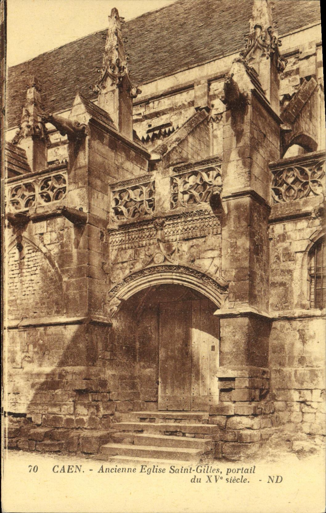 Caen - Ancienne Église Saint-Gilles, portail du XVᵉ siècle