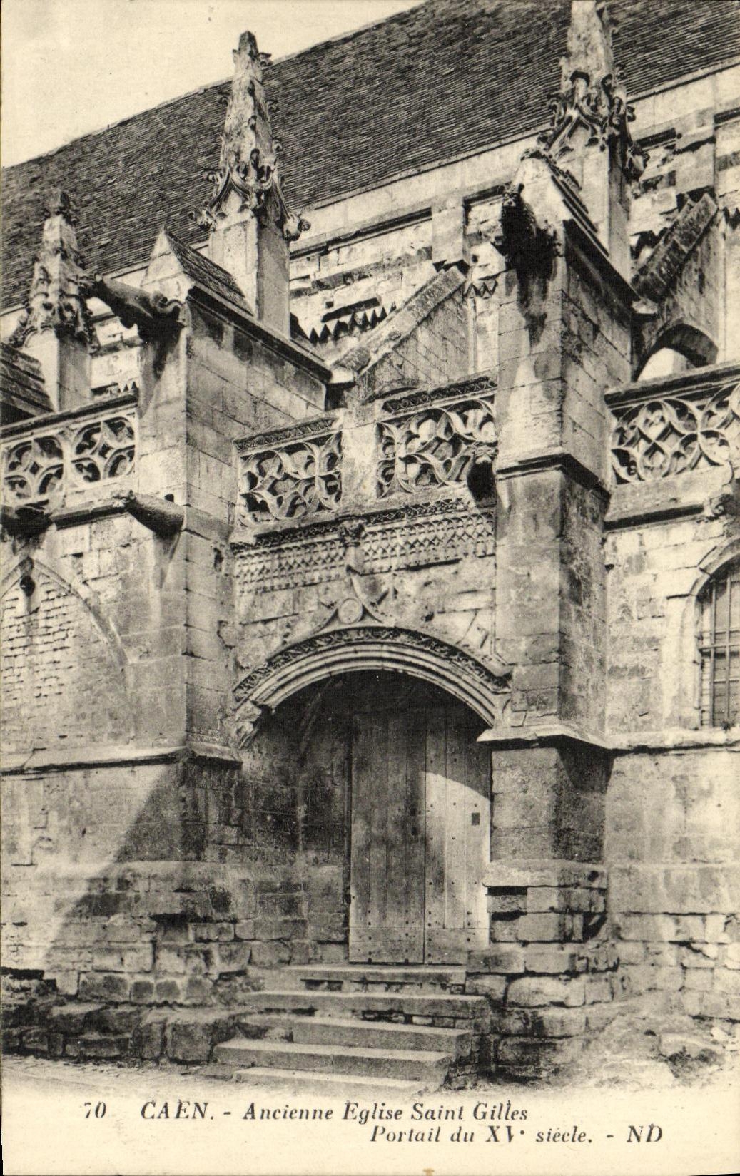 CPA Caen Ancienne Saint Gilles Eglise Portail