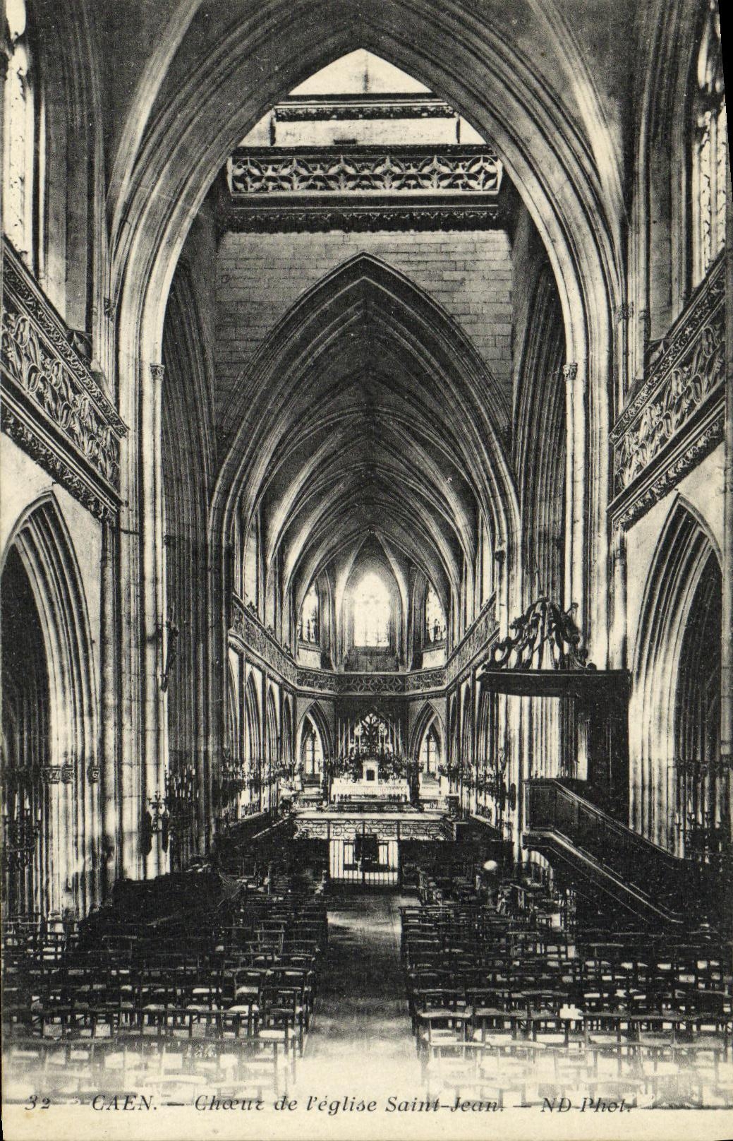 CPA Caen Choeur de L Eglise Saint Jean