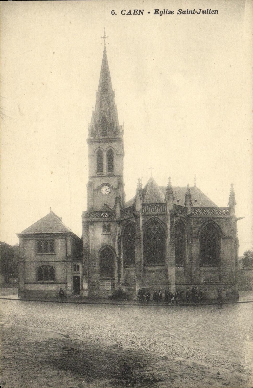 CPA Caen L Eglise Saint Julien