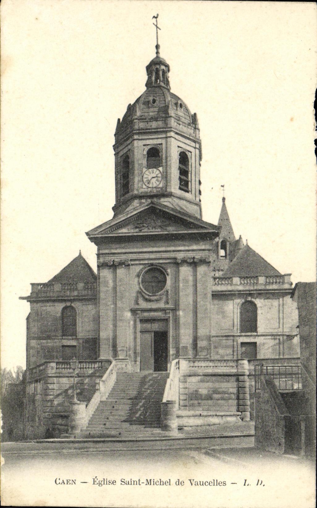 CPA Caen L Eglise Saint Michel de Vaucelles