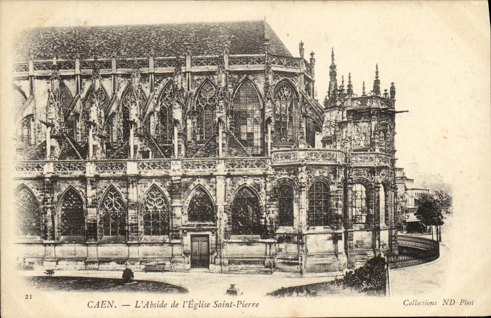 CAEN — L'Abside de l'Église Saint-Pierre — Collections ND Phot, n°21