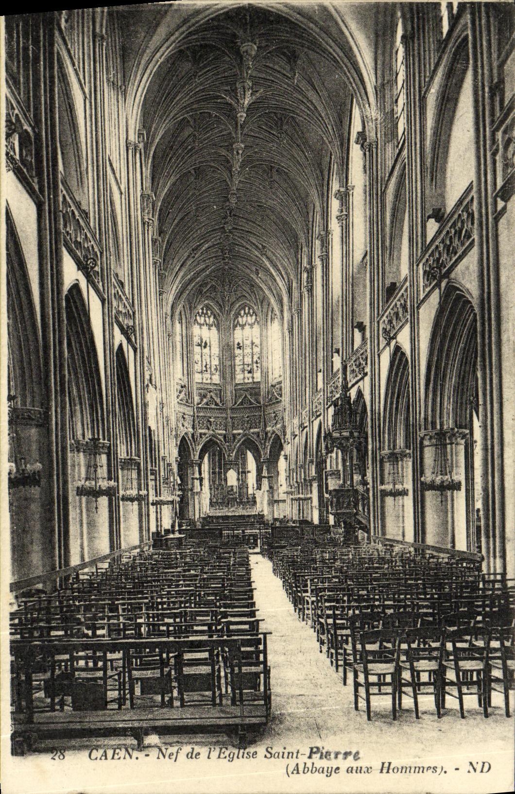 CPA Caen Eglise Saint Pierre Nef