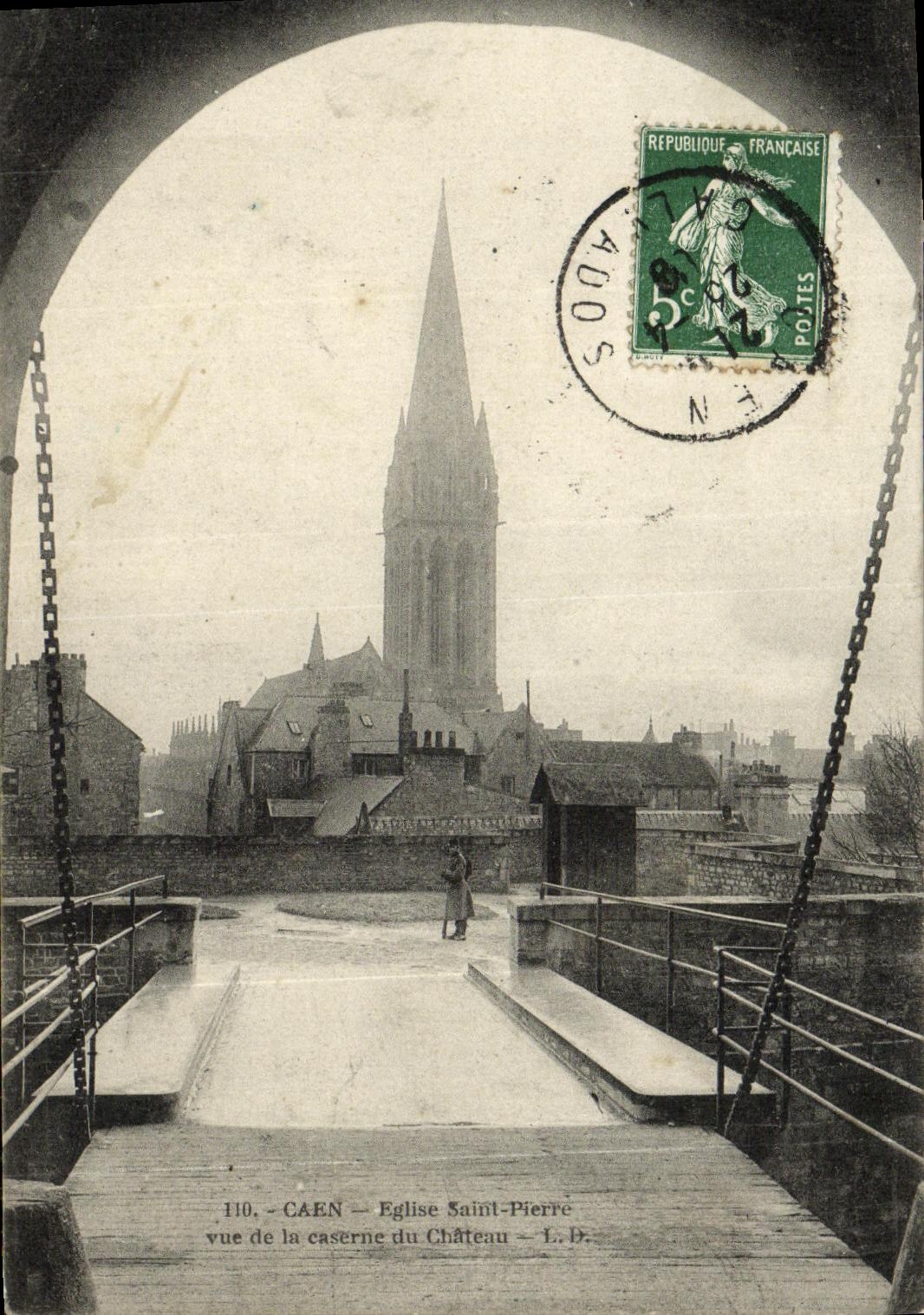 CPA Caen Eglise Saint Pierre vu de la caserne du chateau