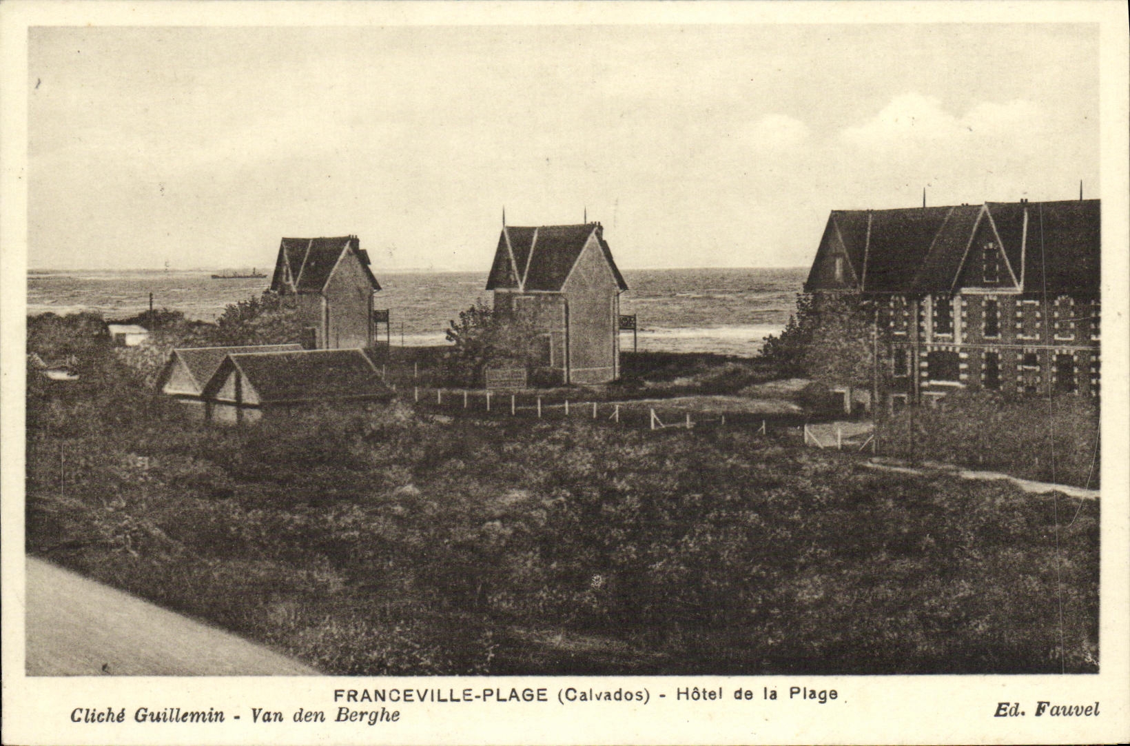 Franceville-Plage (Calvados) — Hotel de la Plage — Ed. Fauvel