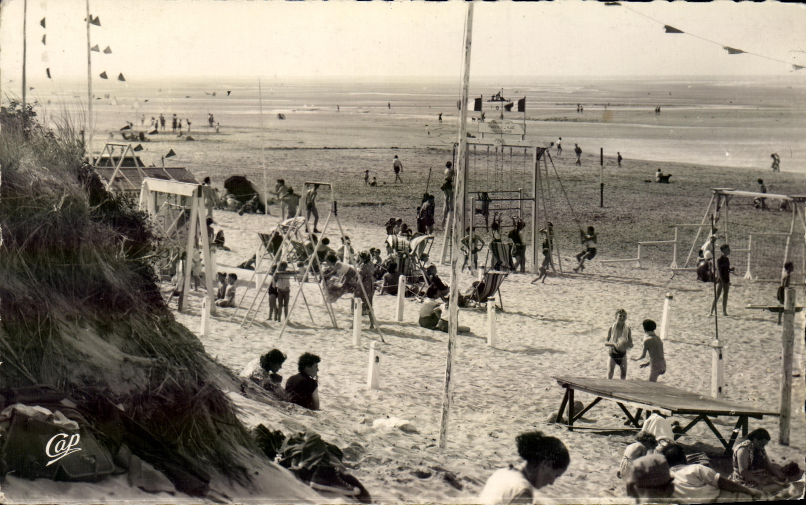 CPM Franceville Plage La Plage 