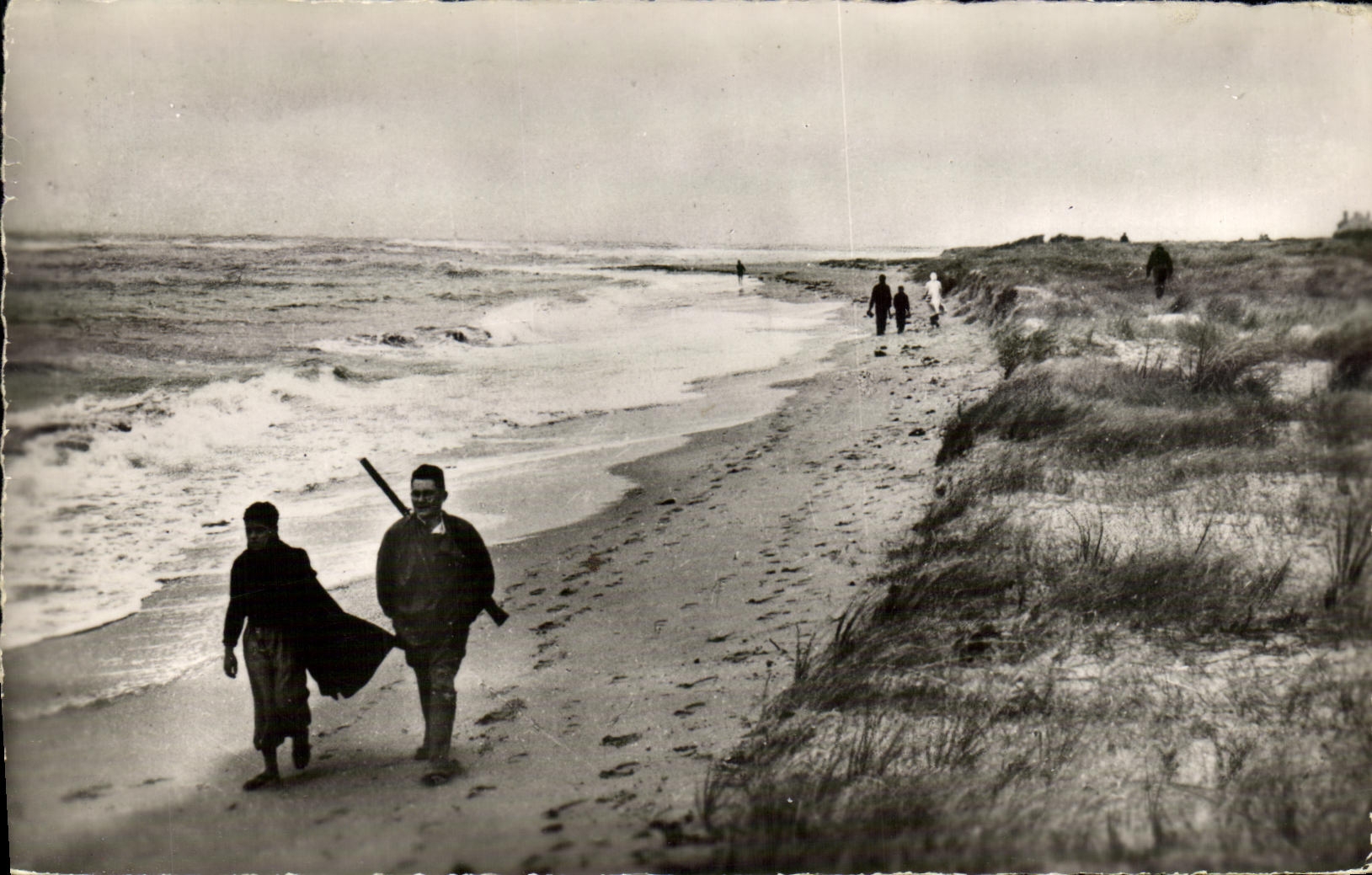 Franceville (Calvados) — Les Dunes, la Mer par gros temps — Éditions d'Art RAYMON