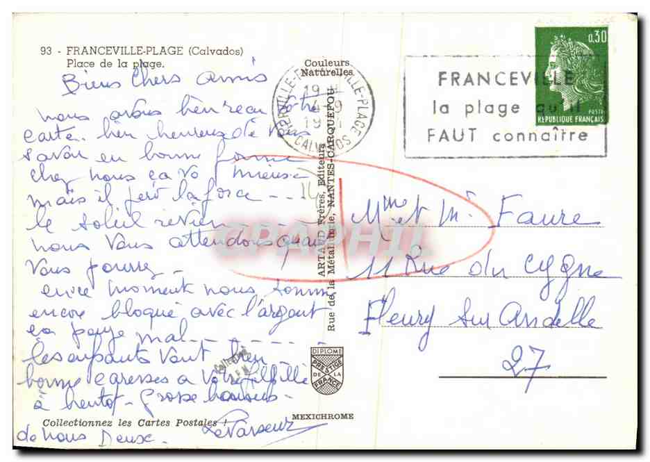 Franceville-Plage — vue de la place avec agence Guerchillet et syndicat d'initiative — éditeur Artaud Frères — Reverso