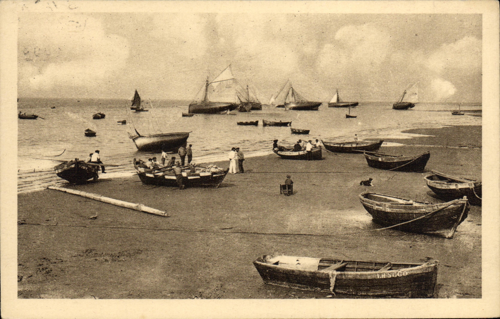 Grandcamp-les-Bains — En attendant le flot — A. Dubosq, édit.