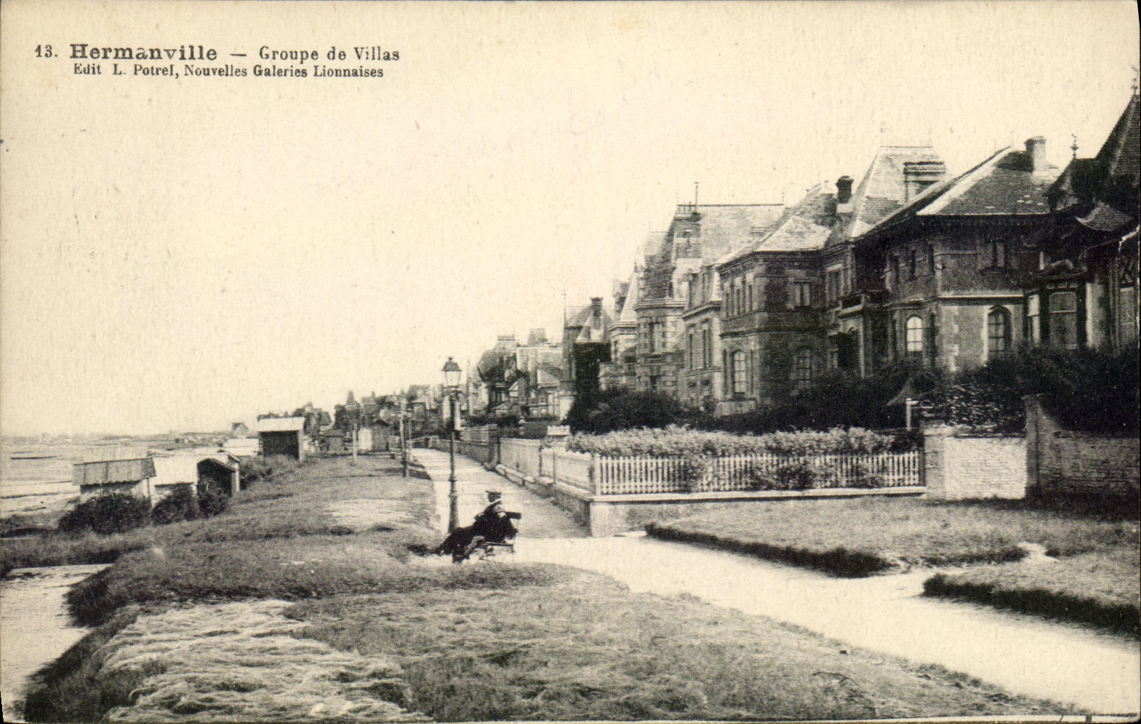 CPA Hermanville Groupe de Villas