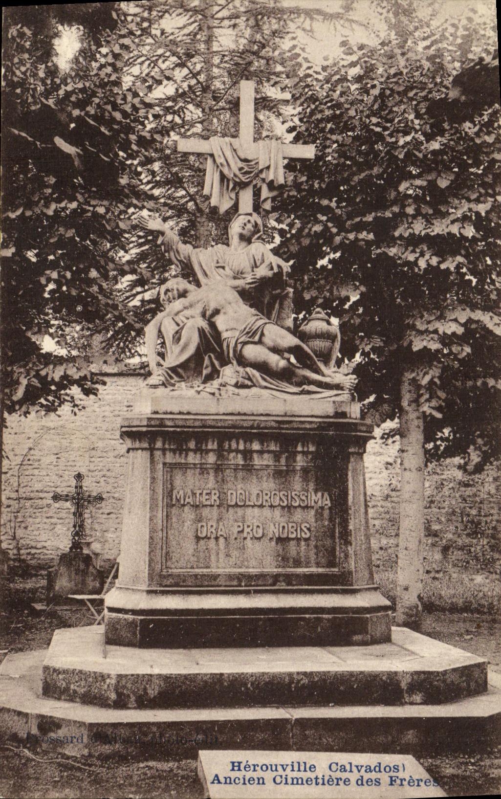 Hérouville-Calvados — Ehemaliger Friedhof der Brüder — Statue der Jungfrau an den Füßen des Christus — Verlag P. Bossard, Nr. 613