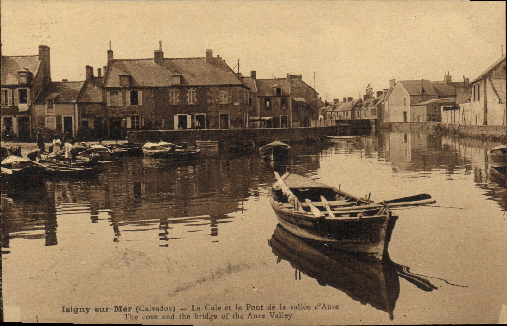 Isigny-sur-Mer (Calvados) — La Cale et le Pont de la vallée d'Aure