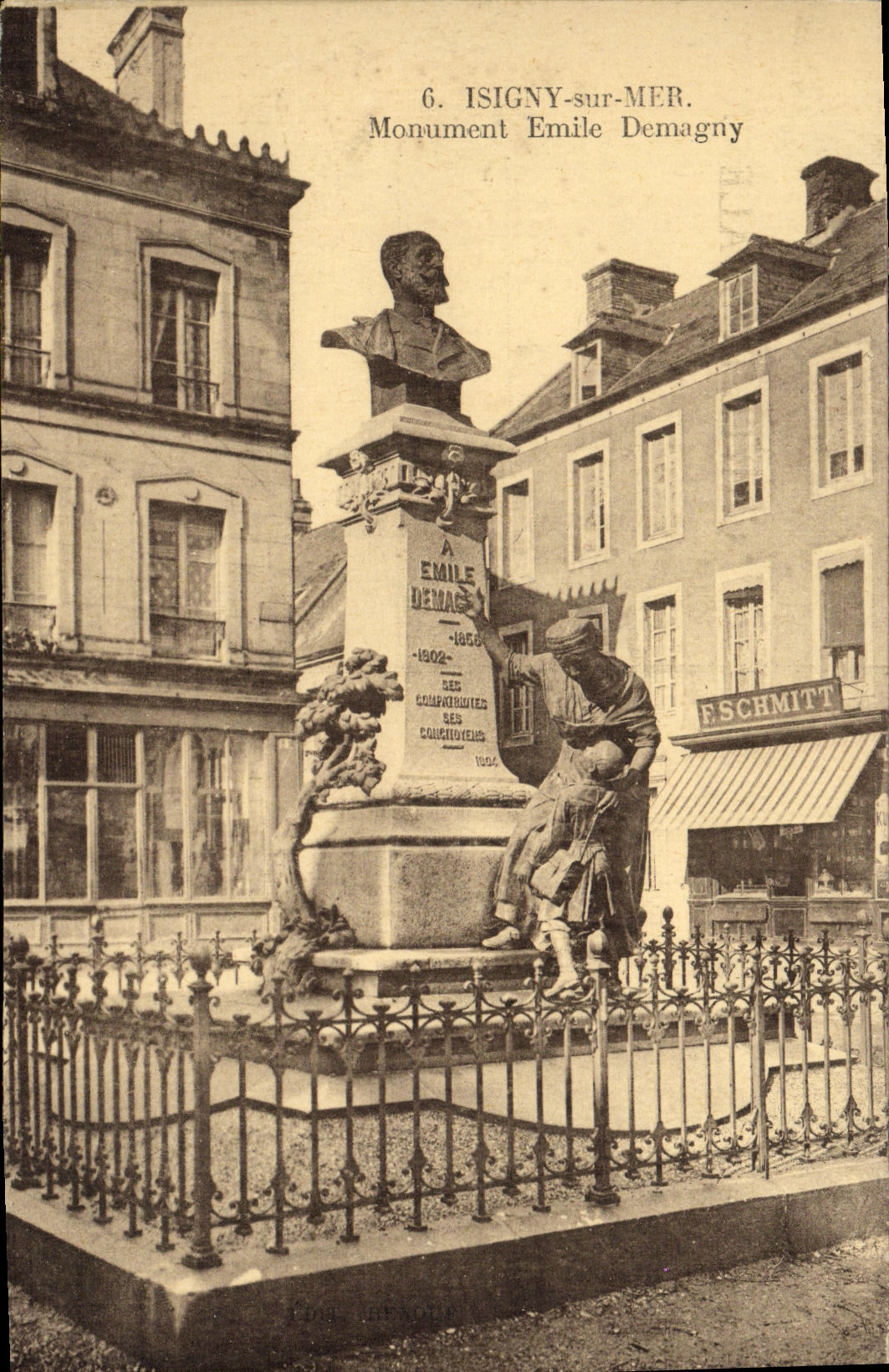 CPA Isigny Sur Mer Monument Emile Demagny