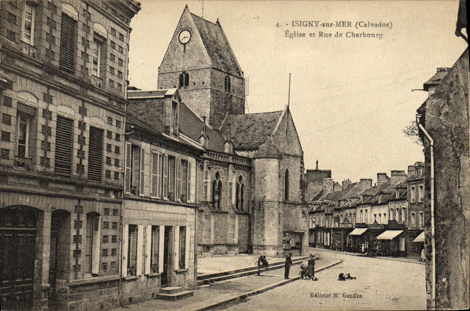 CPA Isigny Sur Mer Eglise en Rue de Cherbourg