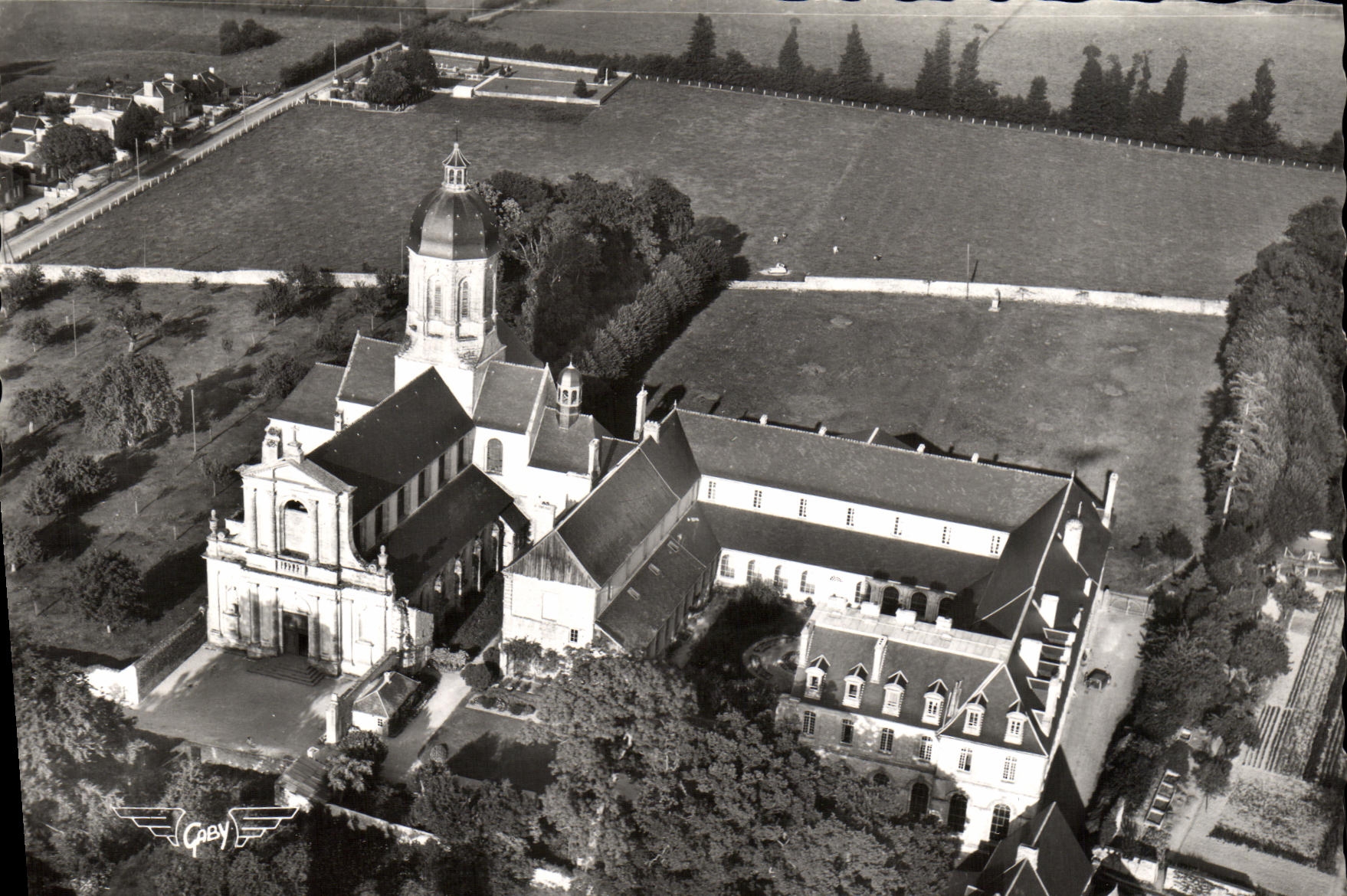Abbaye Saint-Martin — Juaye-Mondaye (Calvados) — Éditions Gaby