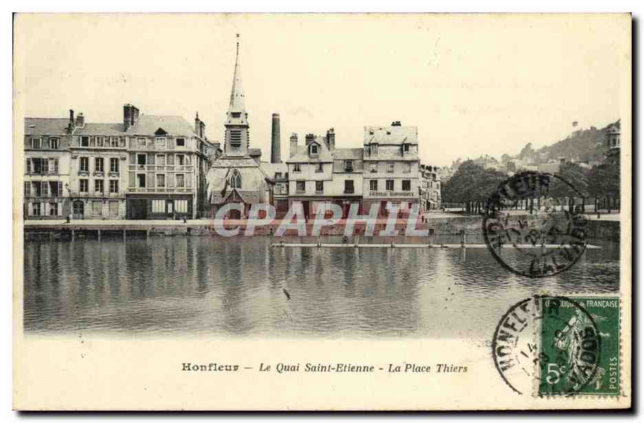 CPA Honfleur Le Quai Saint Etienne La Place thiers