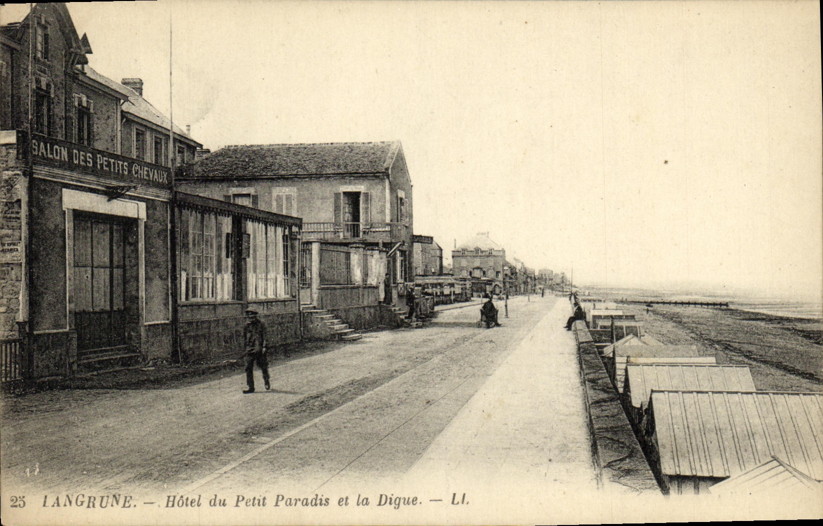 Langrune — Hotel du Petit Paradis und die Digue — L.I.