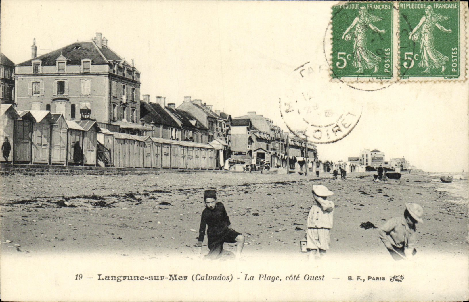 Langrune-sur-Mer (Calvados) — La Plage, côté Ouest — B.F. Paris