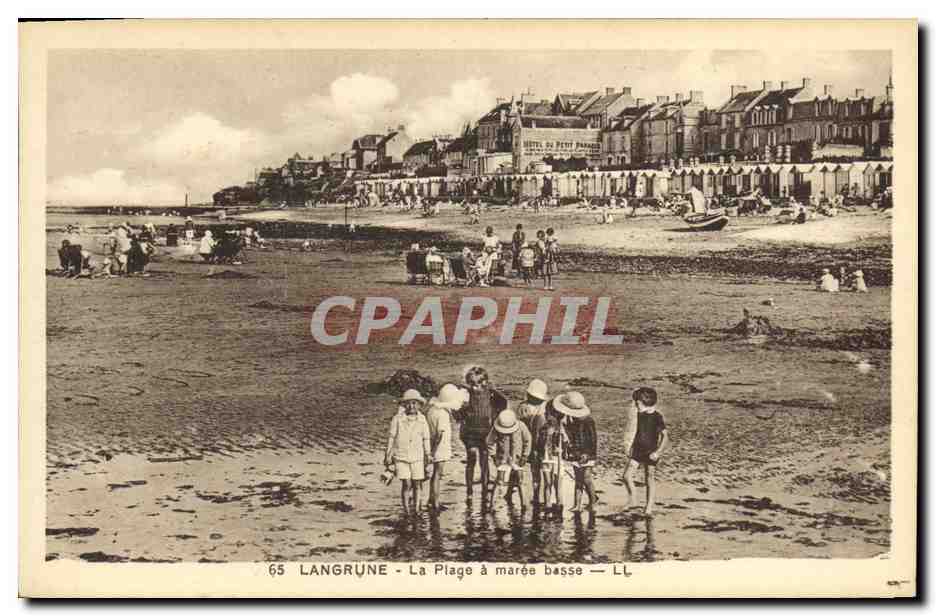 CPA Langrune La Plage a Maree Basse Enfants