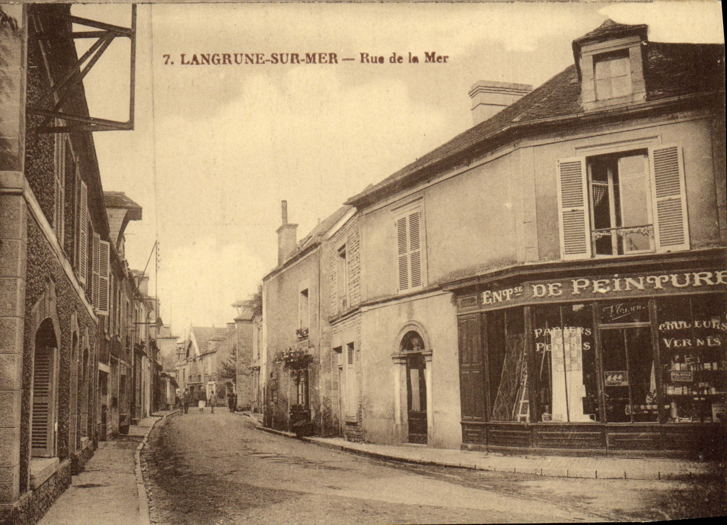 Langrune-sur-Mer — Rue de la Mer — Épouse de Peinture