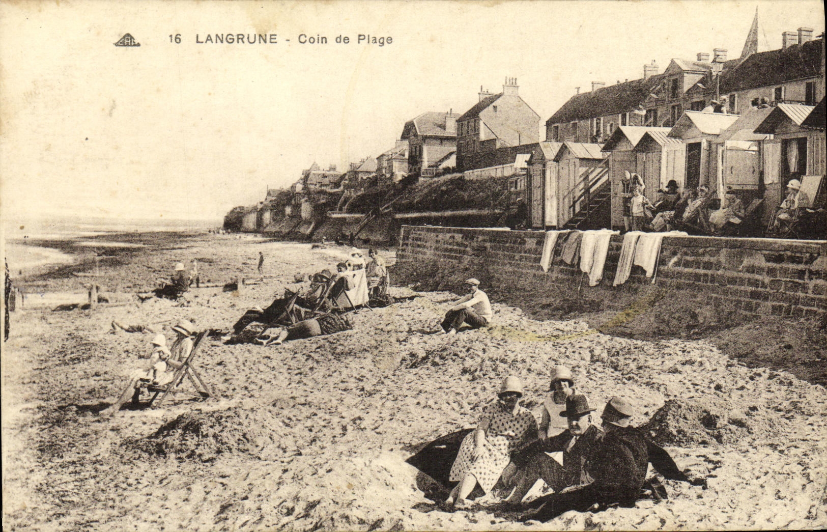Langrune - Coin de Plage — CPA n°16, éditeur A.R.
