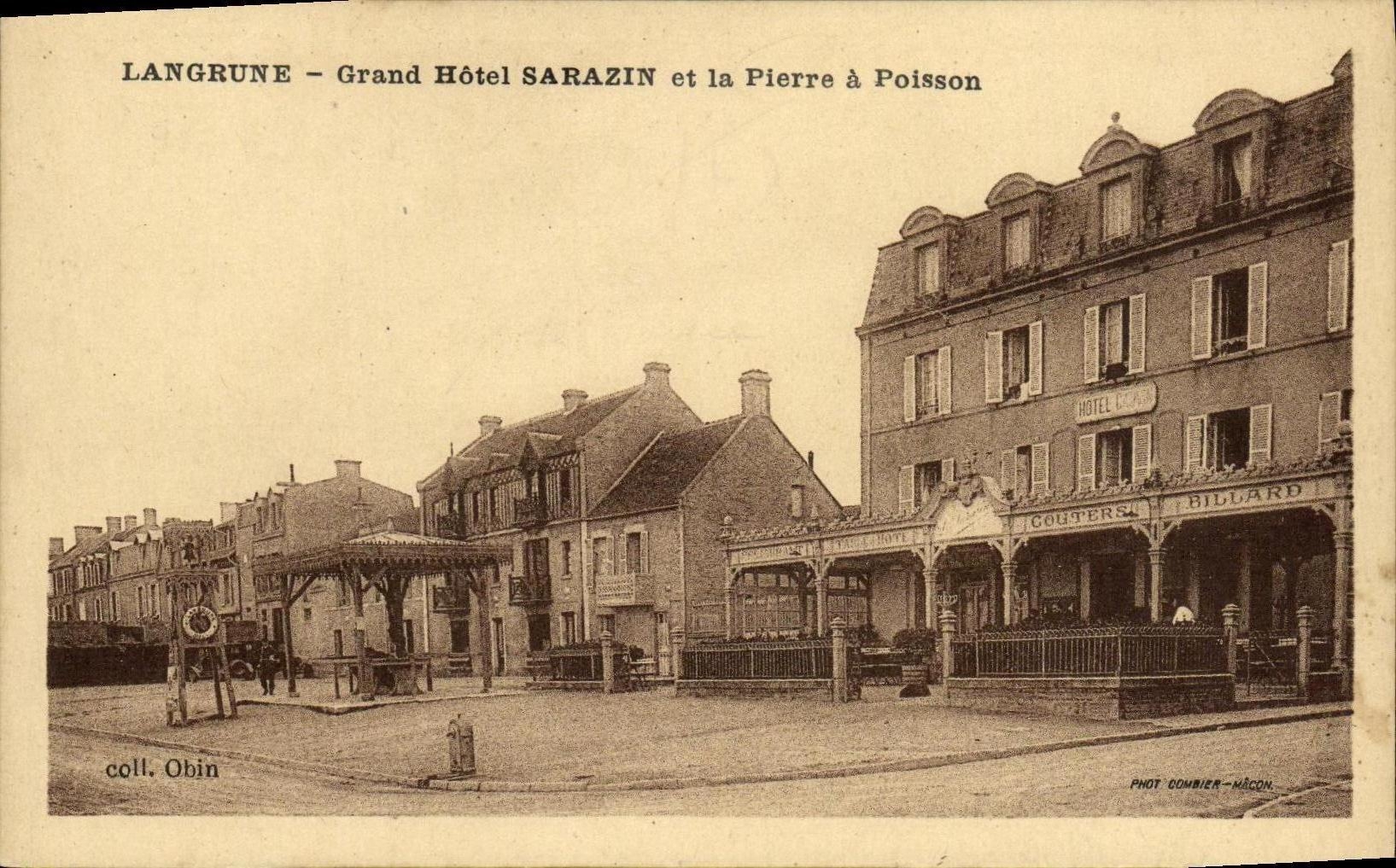 CPA Langrune Grand Hotel Sarazin et la Pierrre a Poisson