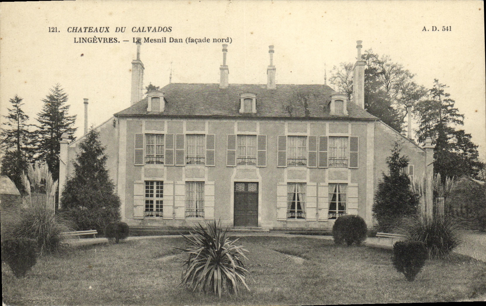 Le Mesnil-Dan — Façade nord — Châteaux du Calvados, série A.D. 541