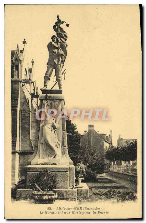 CPA Lion Sur Mer Le Monument aux Morts Pour La Patrie Militaria