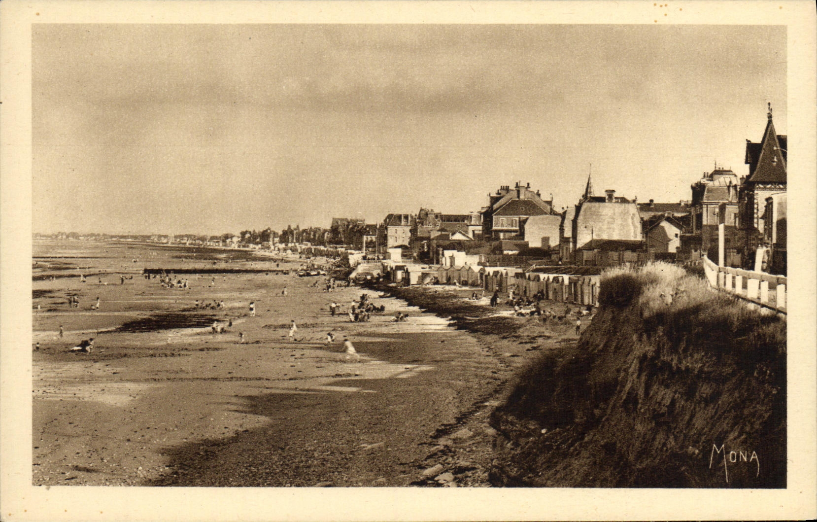 Lion-sur-Mer — Allgemeiner Blick auf den Strand, vom Kliff aus, bei Ebbe — Kunstdrucke MONA, Nr. 16