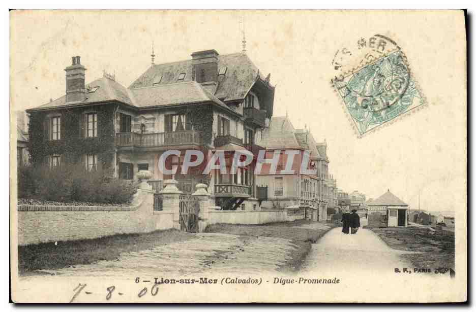 CPA Lion Sur Mer Digue Promenade