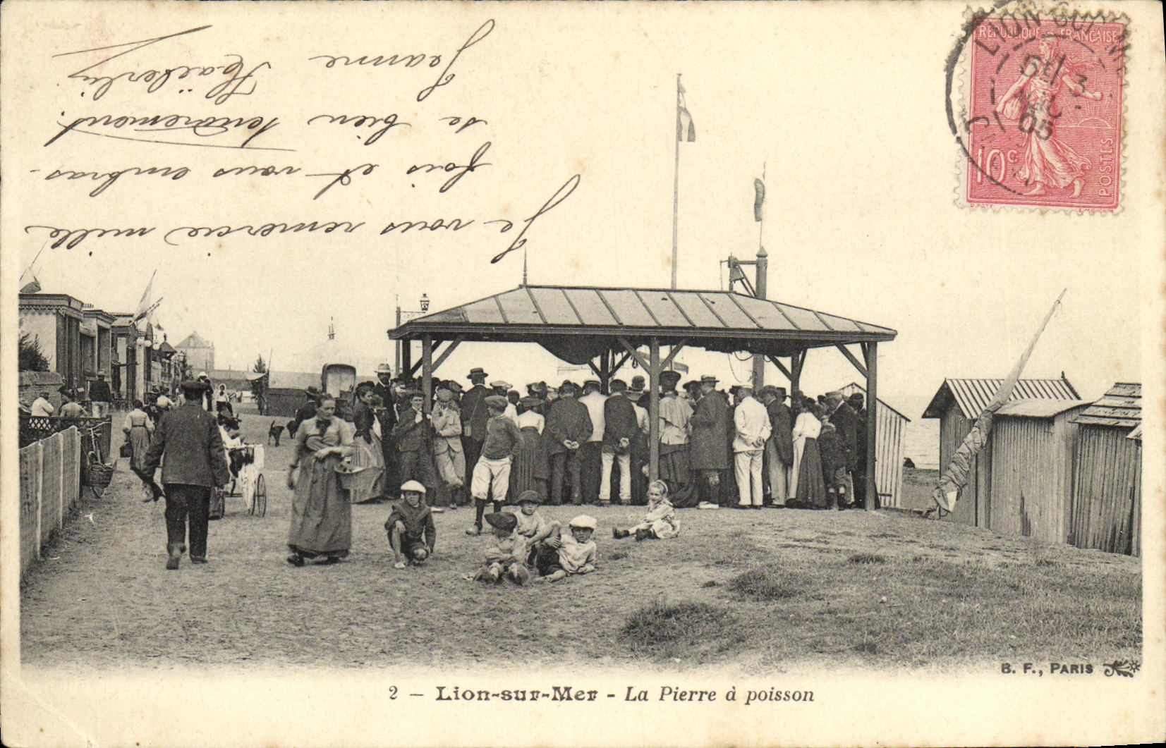 CPA Lion Sur Mer La Pierre a Poisson