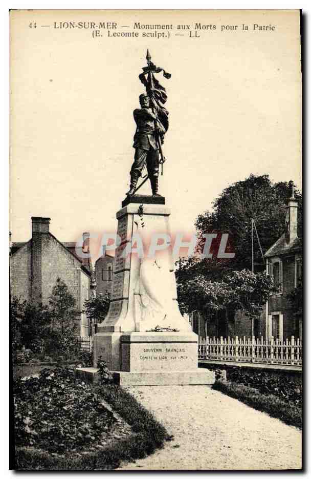 Lion-sur-Mer — Monument aux Morts pour la Patrie — (E. Lecomte sculpt.) — LL