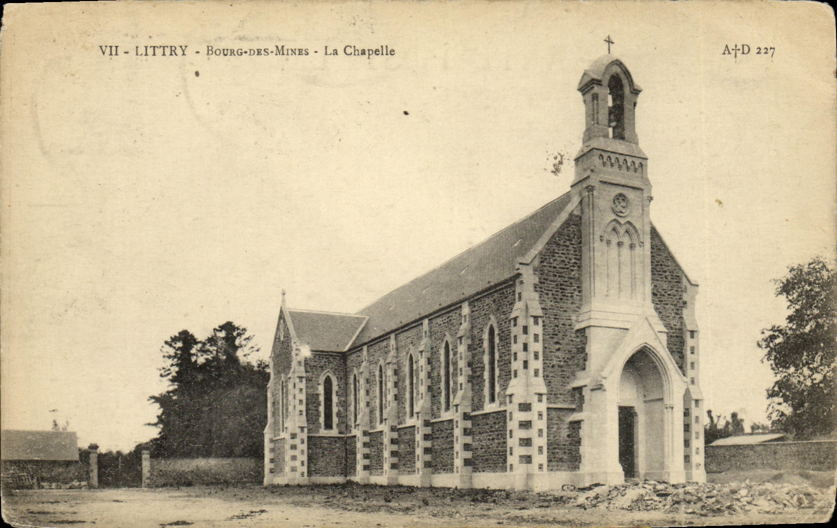 CPA Littry Bourg des Mines La Chapelle