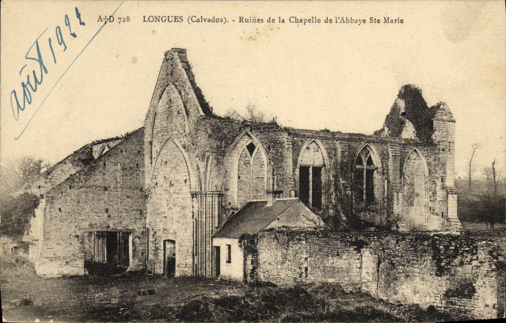 Longues (Calvados) — Ruines de la Chapelle de l'Abbaye Ste Marie — A+D 728