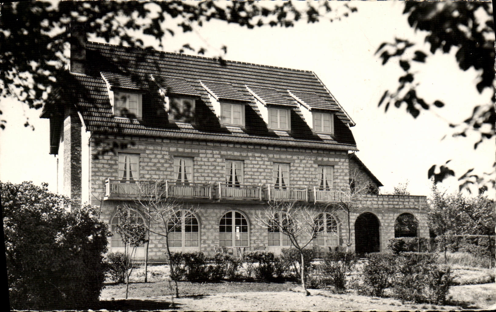 CPM Merville Franceville Hotel Carolus