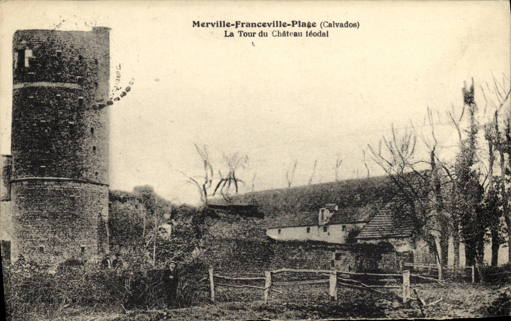 Merville-Franceville-Plage (Calvados) — La Tour du Château féodal — éditeur inconnu