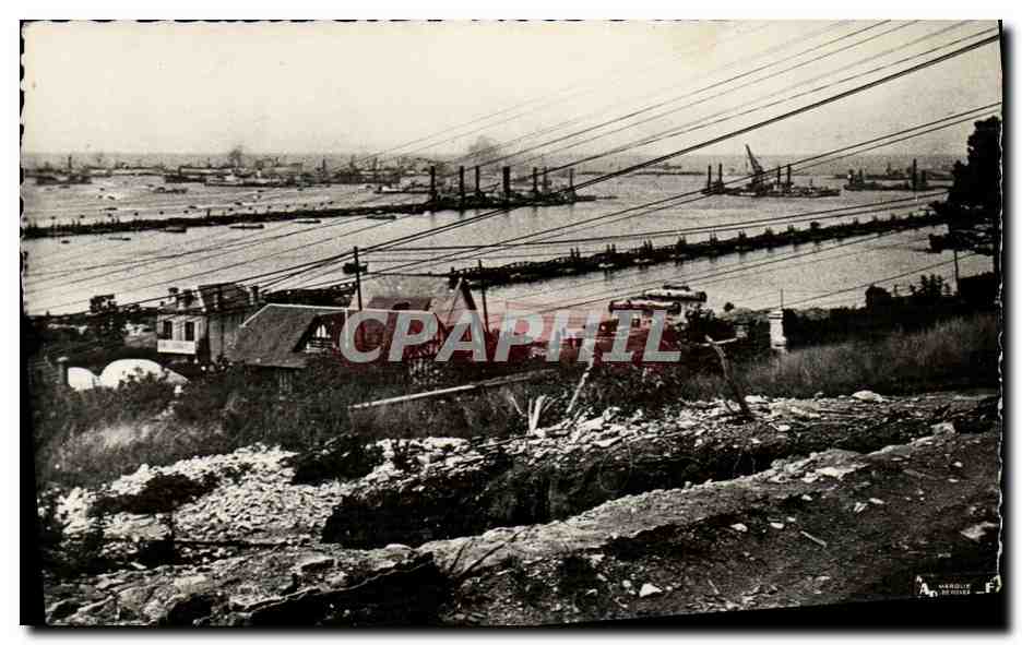 Arromanches-les-Bains — Le Port de la Libération 1944 — Édition Photo Chevrot Honfleur