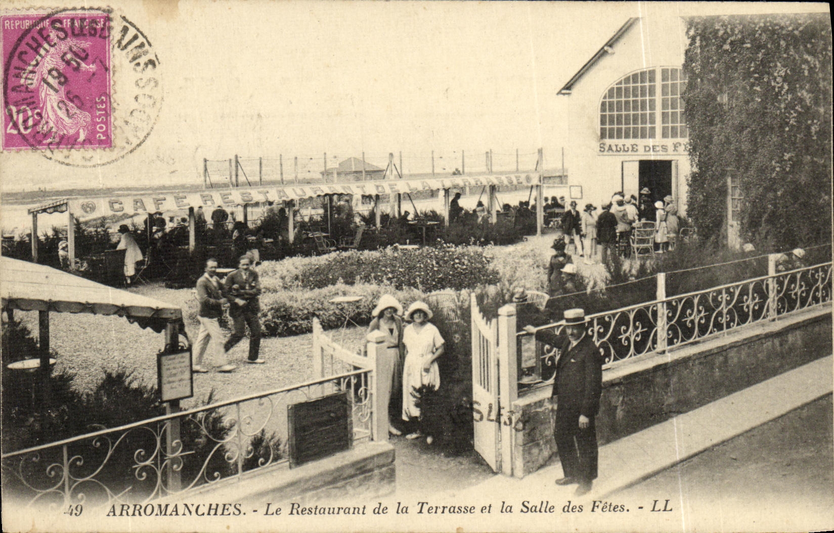 Arromanches - Le Restaurant de la Terrasse et la Salle des Fêtes - LL