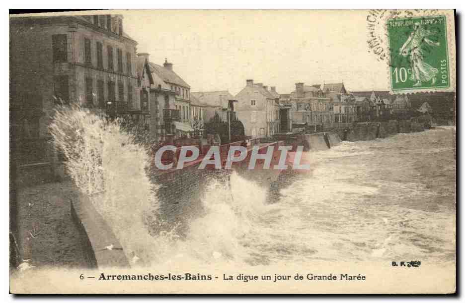CPA Arromanches Les Bains La Digue un Jour de Grande Maree