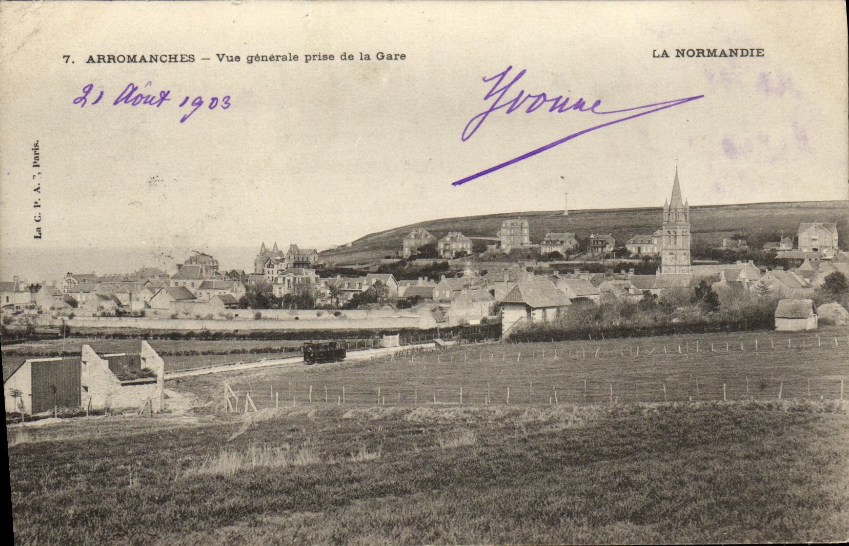 CPA Arromanches Vue Generale Prise de la Gare